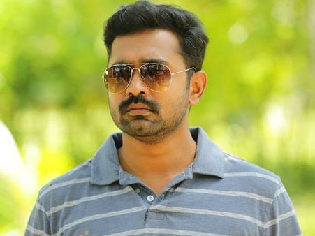 മോഹന്‍ലാല്‍ വിളിച്ചിട്ട് ഫോണെടുക്കാത്തതിന്റെ കാരണം ആസിഫ് അലി വെളിപ്പെടുത്തുന്നു, അന്ന് നഷ്ടമായത്..