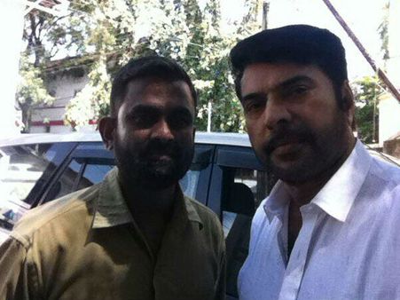 ആ ഓട്ടോക്കാരനെ തന്നോട് ചേര്‍ത്ത് നിര്‍ത്തി മമ്മൂക്ക അഞ്ചാറ് സെല്‍ഫി എടുത്തു, ആ നിമിഷം