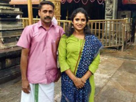 അക്ഷര പിശാശ്.., സുരഭി പിടിച്ചത് പുലിവാല്..! ഒടുവില്‍ സുരഭി പ്രതികരിച്ചു! അതാരാണെന്നോ???