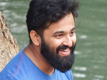 +2വില്‍ വച്ച് ഉണ്ണി പഠിപ്പ് നിര്‍ത്തി, ക്ലാസില്‍ നിന്നിറങ്ങാന്‍ കാരണം ടീച്ചര്‍ പറഞ്ഞ ഒരേ ഒരു ഡയലോഗ്!