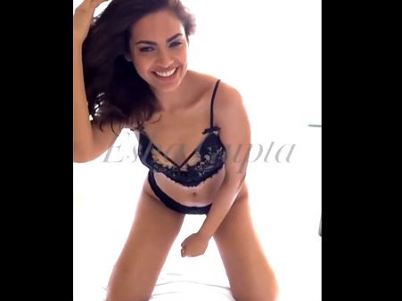 സ്ത്രീകളോട് നഗ്നതയെ സ്‌നേഹിക്കാന്‍ പ്രമുഖ നടിയുടെ അഭിപ്രായം! സ്ത്രീകളുടെ മറുപടി കണ്ട് ഞെട്ടി നടിയും!