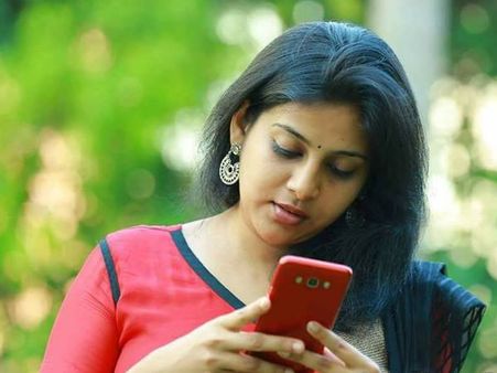 മമ്മൂട്ടിയേയും ദുല്‍ഖറിനെയും കുറിച്ച് അങ്ങനെയല്ല പറഞ്ഞത്.. പൊട്ടിക്കരഞ്ഞ് ലിച്ചി പറയുന്നു!