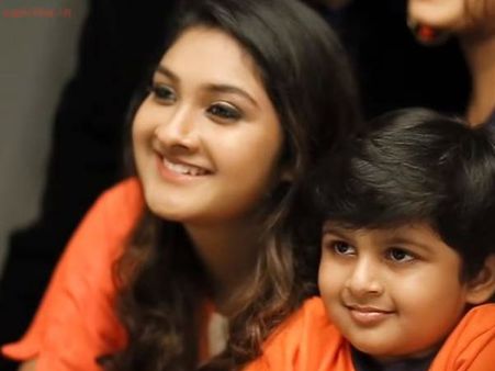 മലയാള സിനിമയിലെ നായികാ നിരയിലേക്ക് നടന്നു കയറുന്ന അടുത്ത താരപുത്രി ഇതാ...