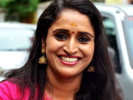 ദേശീയ അവാർഡ് ജേതാവായ സുരഭി വാർഡ് കൗൺസിലറാവുന്നു.. ചിപ്പിയുടെ ട്രെയിലര്‍ പുറത്തിറങ്ങി!