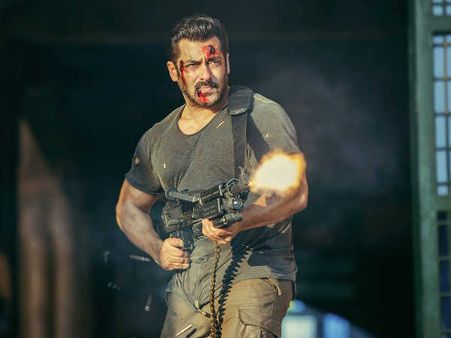 മസില്‍മാന്‍ ഞെട്ടിക്കാനുള്ള പുറപ്പാടാണ്! ഒരു രംഗത്തിന് വേണ്ടി 5000 തവണ വെടിവെച്ച് സല്‍മാന്‍ ഖാന്‍!!