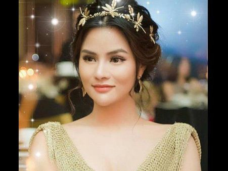 സെക്‌സ് സീനില്‍ അഭിനയിക്കാന്‍ നടിക്ക് ഹോട്ടല്‍ മുറിയില്‍ പ്രത്യേക ക്ലാസ്, നിര്‍മാതാവിനെതിരെ നടി..!