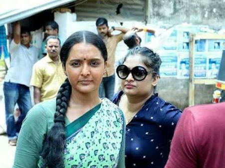 മഞ്ജു വാര്യരുടെ ആ പറച്ചിലിന് പിന്നിലാരാണെന്ന് അറിയാമോ...?