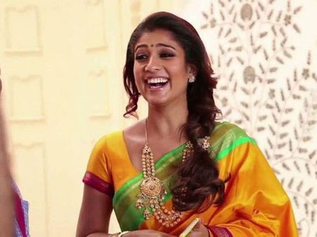 ലേഡി സൂപ്പര്‍ സ്റ്റാര്‍ മാത്രമല്ല എങ്കള്‍ തലൈവിയും.. നയന്‍താരയ്ക്ക് ഇതില്‍പ്പരം എന്തുവേണം?