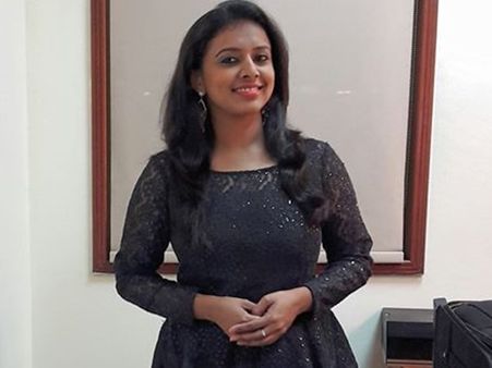 മുടി മുറിച്ചതിന് പിന്നിലെ യഥാര്‍ത്ഥ കാരണം തുറന്നുപറഞ്ഞ് സിതാര.. ഫേസ്ബുക്ക് പോസ്റ്റ് വൈറലാവുന്നു!