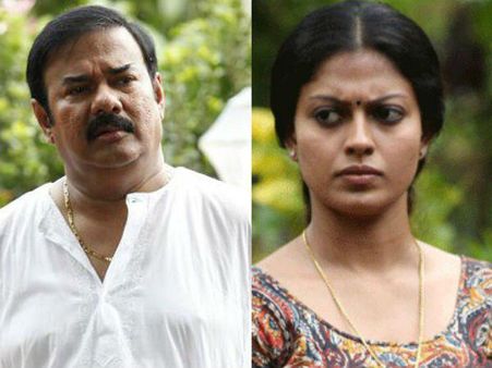 തമിഴില്‍ പോയാല്‍ ഈ സാരിയൊക്കെ മാറുമോ എന്ന് ചോദിച്ച മണിയന്‍ പിള്ള രാജുവിനോട് അനുശ്രീ പറഞ്ഞത്