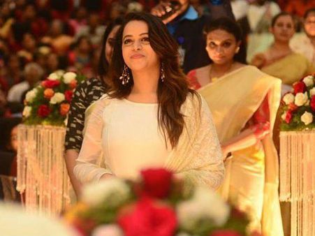 ജ്യോതി കൃഷ്ണയുടെ കല്യാണത്തിന് തിളങ്ങിയതും ഭാവന തന്നെ, മാലാഖയെ പോലെയുള്ള ആ വരവ്...