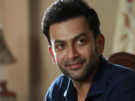 ആരാധകന്‍ ആഗ്രഹം അറിയിച്ചു, വളരെ സിംപിളായി പൃഥ്വി അത് നിറവേറ്റിക്കൊടുത്തു...