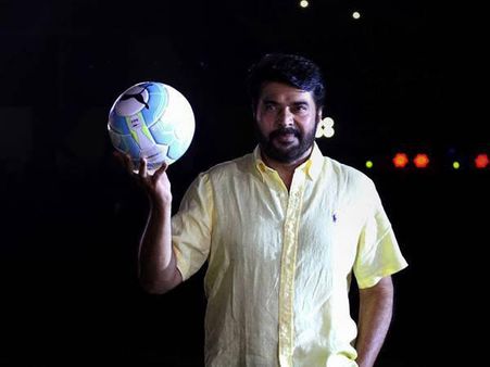 സല്ലുവിനെ തള്ളി ബിലാലിനെ ഏറ്റെടുത്ത് ആരാധകര്‍.. മമ്മൂട്ടിയുടെ ഫോട്ടോ വൈറലാവുന്നു!