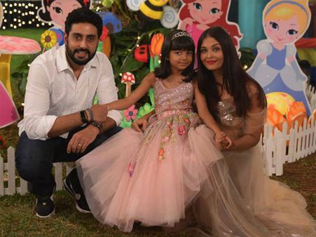 ആരാധ്യയെ അപമാനിച്ചാല്‍ അഭിഷേക് അടങ്ങിയിരിക്കില്ല, വിമര്‍ശകന് നല്‍കിയ മറുപടി വൈറല്‍!