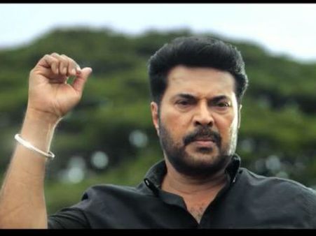 ഇത് വെറും മാഷല്ല, ഗുണ്ടാ മാഷാ! മമ്മൂട്ടിയുടെ തീപ്പൊരി ആക്ഷന്‍ രംഗങ്ങളുമായി മാസ്റ്റര്‍പീസ് ട്രെയിലര്‍