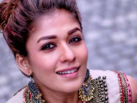 അങ്ങനെ 14 വര്‍ഷങ്ങള്‍.. കല്ലും മുള്ളും നിറഞ്ഞ നയന്‍താര പിന്നിട്ട വഴികള്‍.. സൂപ്പര്‍ലേഡി!!