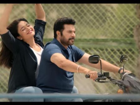 ഇടിവെട്ട് ആക്ഷന്‍ മാത്രമല്ല, തട്ടുപൊളപ്പന്‍ പാട്ടും പ്രണയവും ഉണ്ട്! കളര്‍ ഫുള്ളാണ് മാസ്റ്റര്‍പീസ്...