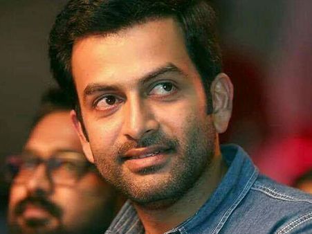 ദിലീപിനെ പുറത്താക്കുന്ന കാര്യത്തില്‍ വിജയം കണ്ടു, പക്ഷെ ഈ വര്‍ഷം പൃഥ്വിയ്ക്ക് നല്ലതായിരുന്നോ??