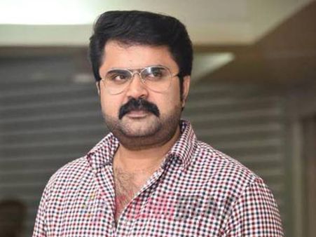 അനൂപ് മേനോന്‍ വീണ്ടും തിരക്കഥയെഴുതുന്നു, ഇത്തവണ മഹാദേവന്‍ തമ്പിക്കു വേണ്ടി