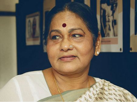 അമ്മയില്‍ നിന്ന് വേര്‍പെട്ട് കെപിഎസി ലളിത പുതിയ സംഘടന രൂപീകരിക്കുന്നോ, നടി പറയുന്നു