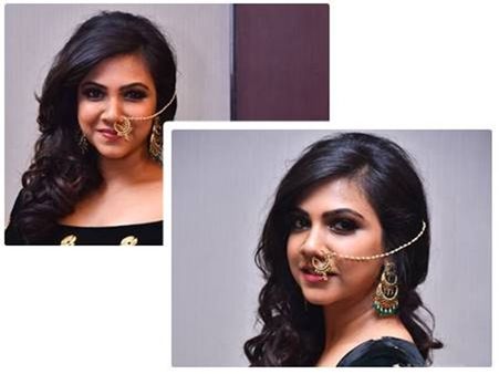 മൂക്കുത്തിയില്‍ വ്യത്യസ്തത പരീക്ഷിച്ച് മഡോണ സെബാസ്റ്റിന്‍! നടിയുടെ ഏറ്റവും പുതിയ ചിത്രങ്ങള്‍ കാണാം!!