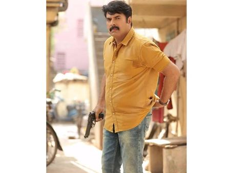 വോൾട്ടേജ് കുറവാണ്, ഇക്കയെ കളിത്തോക്കാക്കി തട്ടിക്കൂട്ടിയ സ്ട്രീറ്റ് ലൈറ്റ്‌സിന്... ശൈലന്റെ റിവ്യൂ!