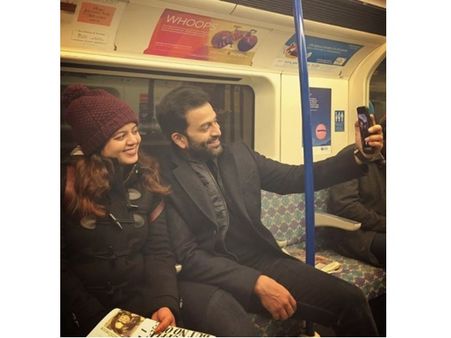 തിരിച്ചറിയപ്പെടാത്ത സന്തോഷങ്ങള്‍! സാധാരണക്കാരായി പൃഥ്വിയുടെയും ഭാര്യയുടെയും ലണ്ടന്‍ യാത്ര!!