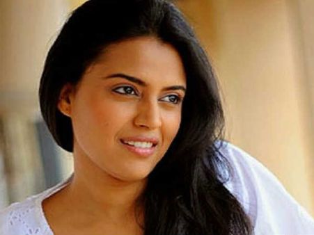 ഇതിന്റെ ഒക്കെ കാര്യമുണ്ടായിരുന്നോ! സ്വരയോട് ബോളിവുഡ് ഒന്നടങ്കം ചോദിക്കുന്നത് ഇത്.....