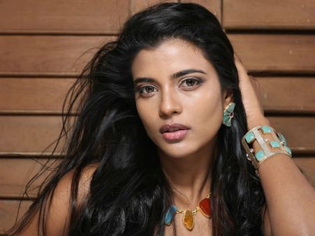 രണ്ടു തവണ നോക്കി, പക്ഷെ നടന്നില്ല... ബ്രേക്കപ്പിനെ കുറിച്ച് ഐശ്വര്യ പറയുന്നതിങ്ങനെ