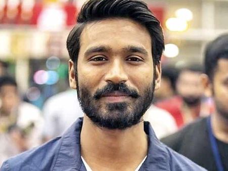 പ്രേക്ഷകരെ ഞെട്ടിച്ച് ധനുഷ് ! ആരാധകന്റെ വിവാഹത്തിന് താരം ചെയ്തത് എന്താണെന്ന് അറിയാമോ?