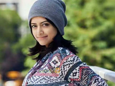 അനുഷ്കയ്ക്ക് പകരം ആദ്യം പരിഗണിച്ചത് മംമ്തയെ, ചിത്രം ഉപേക്ഷിച്ചു! വെളിപ്പെടുത്തലുമായി നടി