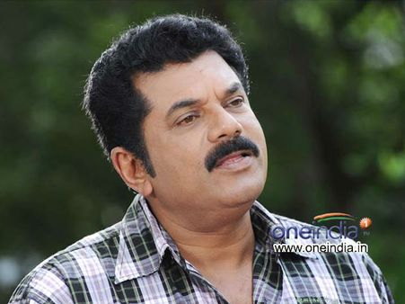 സില്‍ക് സ്മിതയില്‍ നിന്ന് എന്നെ രക്ഷിച്ചത് പ്രതാപ് ചന്ദ്രനാണെന്ന് മുകേഷ്
