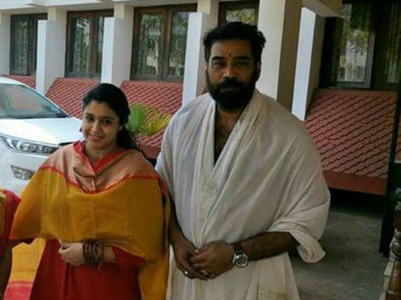 സിനിമയില്‍ ഇല്ലെങ്കിലും സംയുക്ത വര്‍മ്മ സുന്ദരിയാണ്, ലേറ്റസ്റ്റ് ചിത്രങ്ങള്‍ വൈറലാവുന്നു, കാണൂ!