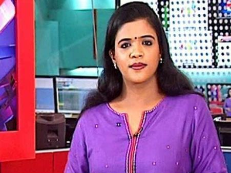 ന്യൂസ് റീഡര്‍ക്കെതിരേയുള്ള ഓണ്‍ലൈന്‍ ആക്രമണം, പോലിസ് നടപടി തുടങ്ങി