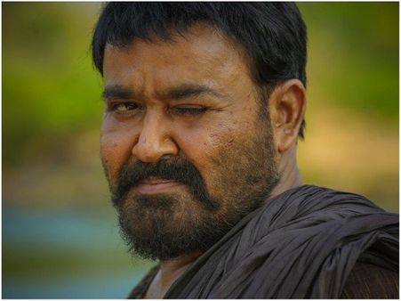പരുക്കന്‍ ഭാവവും പറ്റെ വെട്ടിയ മുടിയും, ഇത്തിക്കര പക്കിയുടെ ലുക്ക് പുറത്തുവിട്ട് മോഹന്‍ലാല്‍, കാണൂ!