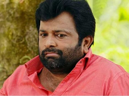 കോമഡി നടനില്‍ നിന്നും മാറണം, ഉപ്പും മുളകിലെയും ബിജു സോപാനം തന്റെ ആഗ്രഹം വെളിപ്പെടുത്തുന്നു!!