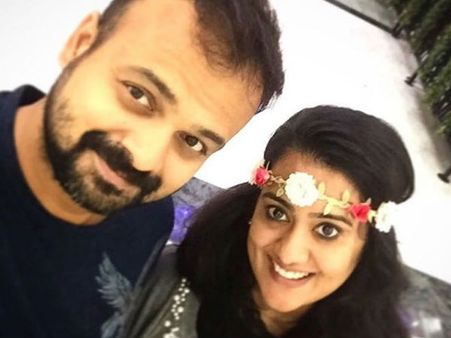 റോമില്‍ ഭാര്യയ്‌ക്കൊപ്പം റൊമാന്റിക്കായി കുഞ്ചാക്കോ ബോബന്‍, ചാക്കോച്ചന്റെ 'റിയല്‍ റൊമാന്‍സ്' കാണൂ...