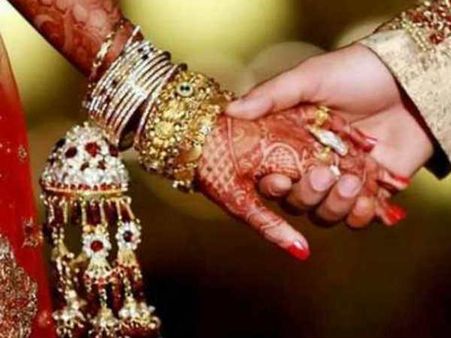സംസാരിക്കാൻ പോലും കൂട്ടാക്കിയിരുന്നില്ല, വീടിന്റെ ടെറസിലായിരുന്നു വിവാഹം, വെളിപ്പെടുത്തലുമായി നടൻ