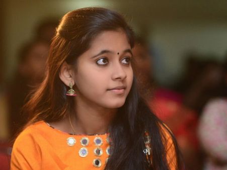 പരീക്ഷയ്ക്ക് ശേഷം പുറത്തിറങ്ങിയപ്പോഴാണ് നക്ഷത്രയെ തേടി ആ വാർത്ത എത്തിയത്, ആകെ ഞെട്ടി!