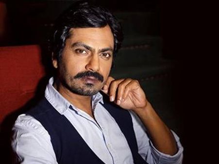 ഭാര്യക്കെതിരേ ചാരപ്പണി, ബോളിവുഡ് താരം വീണ്ടും വിവാദത്തില്‍