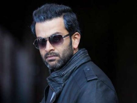 പൃഥ്വിരാജ് വീണ്ടും ബോളിവുഡിലേക്ക്; നാം ഷബാന ടീമിനോടൊപ്പം മറ്റെരു മാസ് ചിത്രം, ഇത്തവണ നായകൻ?