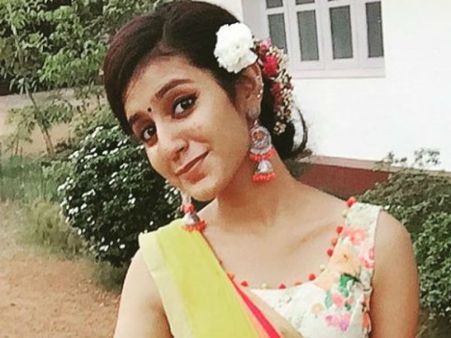 പ്രിയ ഒരു സംഭവം തന്നെ! ഇന്‍സ്റ്റാഗ്രാമില്‍ നിന്ന് പ്രിയ സമ്പാദിക്കുന്നത് എത്രയാണെന്ന് അറിയാമോ?