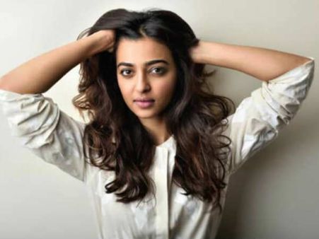 ആ തെന്നിന്ത്യൻ സൂപ്പർ താരത്തെ തല്ലേണ്ടി വന്നു,കാരണം ഇത്... വെളിപ്പെടുത്തലുമായി രാധിക ആപ്തെ