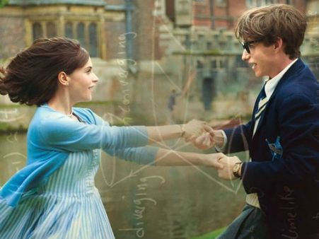 സ്റ്റീഫന്‍ ഹോക്കിങിൽ നിന്നും പ്രചോദനം ഉൾക്കൊണ്ട സിനിമകൾ ഇവയൊക്കെ, ചിത്രങ്ങൾ കാണാം..