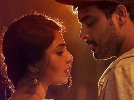 മായാനദിയിലെ ആ ഗാനം വന്നെത്തി! മിഴിയിൽ നിന്നും മിഴിയിലേയ്ക്ക്; വീഡിയോ കാണാം