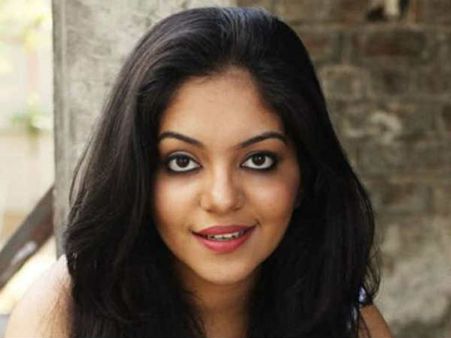 Mohanlal: മോഹൻലാലിലെ പാട്ട് പാടി അഹാന!! താരത്തിന്റെ ഗാനം വൈറൽ, വീഡിയോ കാണാം..