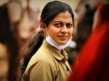 അനുശ്രീയുടെ ഓട്ടോയില്‍ കയറി പിസി ജോര്‍ജ്ജ്: വീഡിയോ വൈറല്‍! കാണൂ