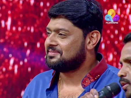 അവതാരകന്‍ മിഥുന്‍ രമേഷ് അത്ഭുതപ്പെട്ടു, മമ്മൂട്ടിയുടെയും മോഹന്‍ലാലിന്റെയും ഗംഭീര ശബ്ദം!!