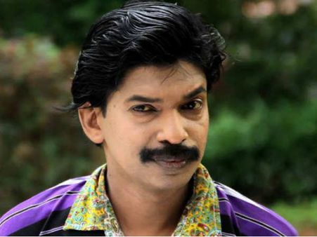 santhosh:സൗന്ദര്യമില്ലെന്ന് പബ്ലിക്കായി പറ‍ഞ്ഞു!റിയാലിറ്റി ഷോയിലെ ഡാൻസ് മാസ്റ്റർക്കെതിരെ സന്തോഷ്