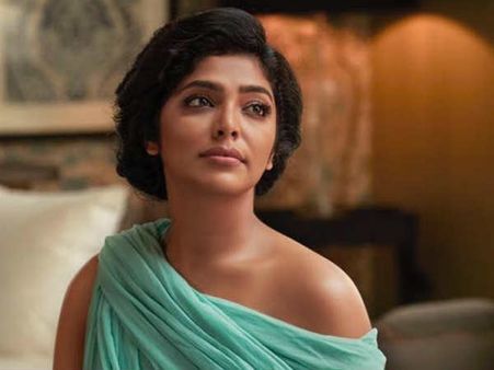 ഗ്ലാമര്‍ ആന്‍ഡ് സ്റ്റൈലിഷ് ലുക്കില്‍ റിമയുടെ പുതിയ ഫോട്ടോ ഷൂട്ട്: വീഡിയോ വൈറല്‍! കാണൂ